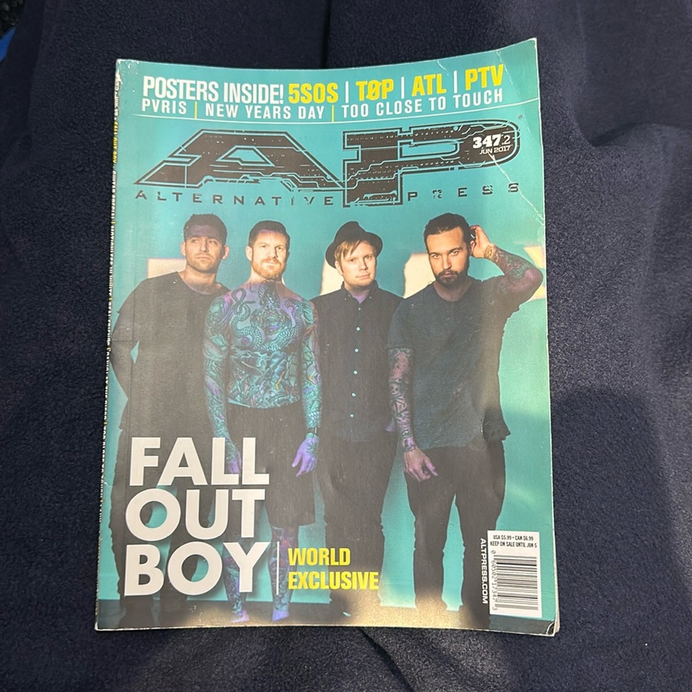 AP magazine, ALTERNATIVE PRESS, Fall Out Boy #347 June 2017
